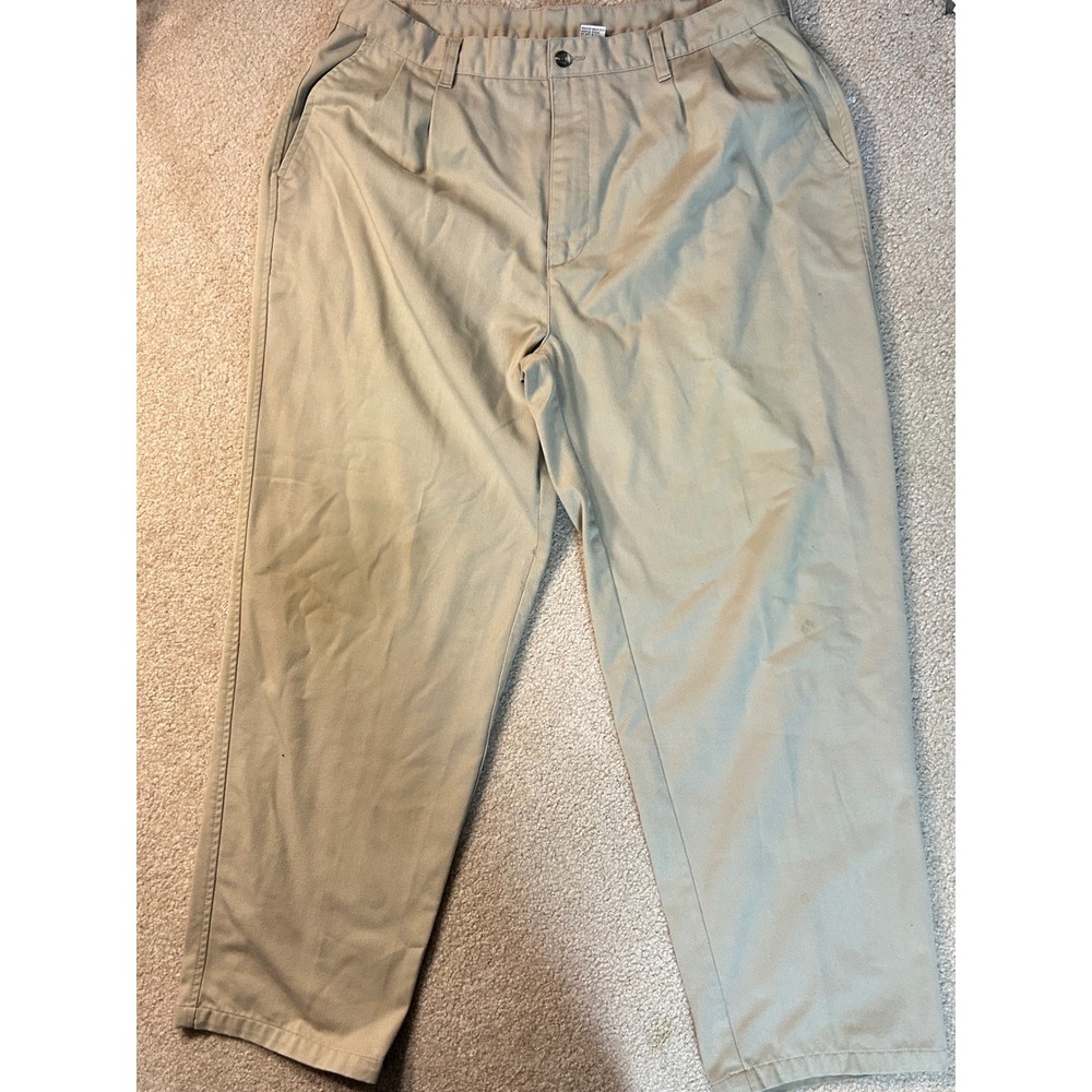 Mens Khaki Pleated Relaxed Fit Pants Size 38 Inseam 30 Polyester Cotton Blend